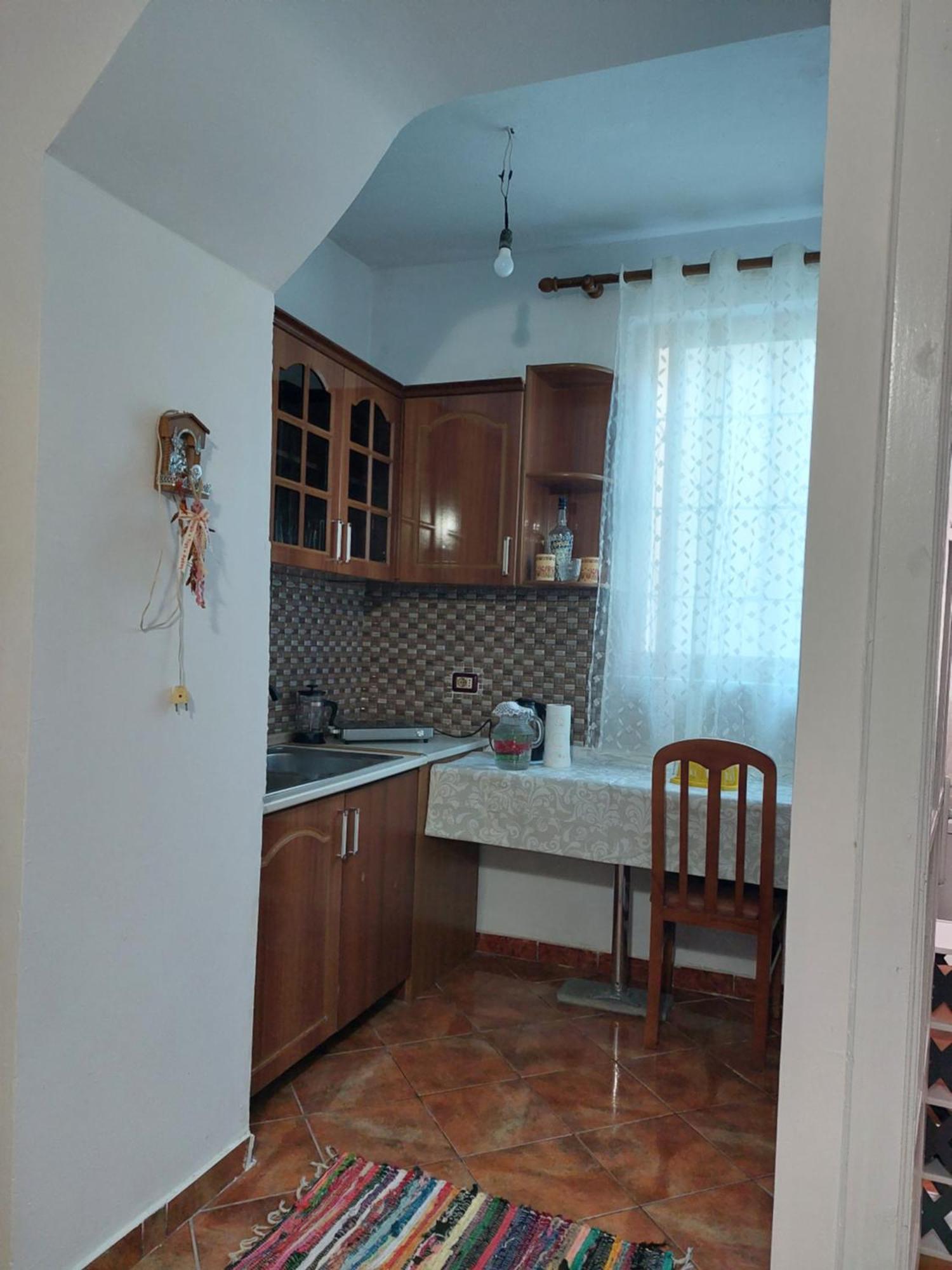 Guest House Flowers Berat Exterior foto